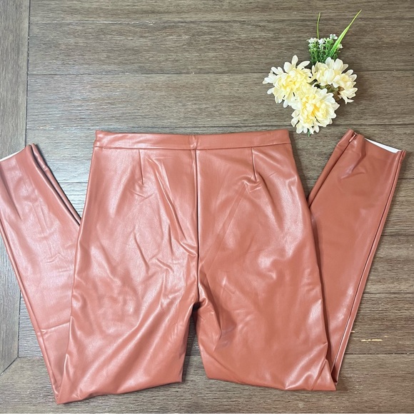 NWT Stella Luce Faux Leather Burgundy Pants - Picture 5 of 5